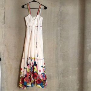 Vintage Raiment Fashions, Inc 
New York 
Cotton Maxi Floral Dress Size Small